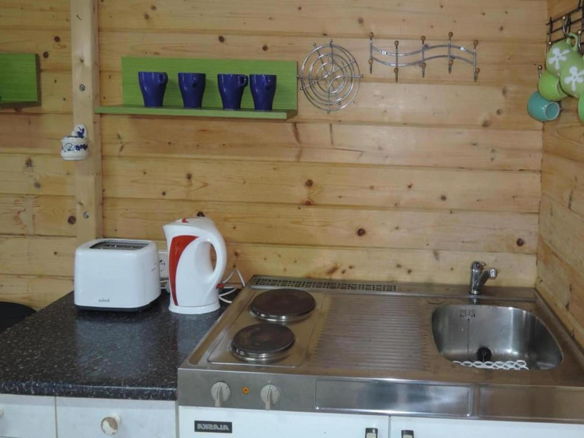 Bungalow In Lubin At 300 M From The Lake Exteriör bild