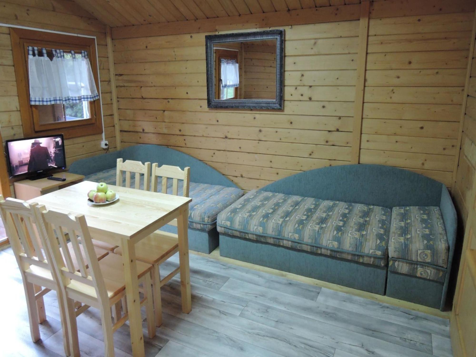 Bungalow In Lubin At 300 M From The Lake Exteriör bild